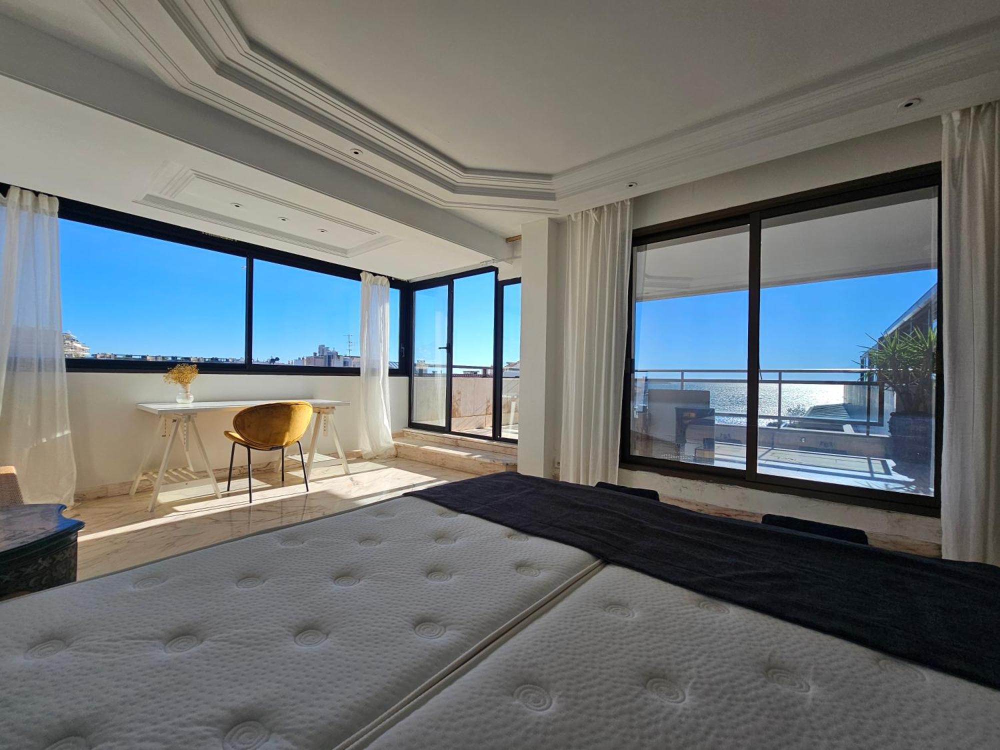 Rare Penthouse - Vue Panoramique Apartment Cannes